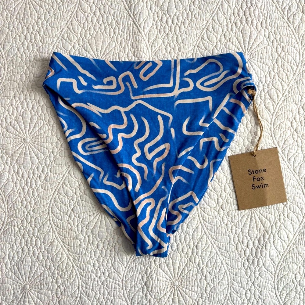 NWT STONE FOX SWIM  Borneo Bikini Bottom in Rio Azul S